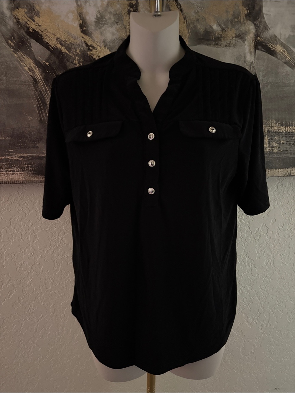 Black Short Sleeve Button-Front Women's Blouse